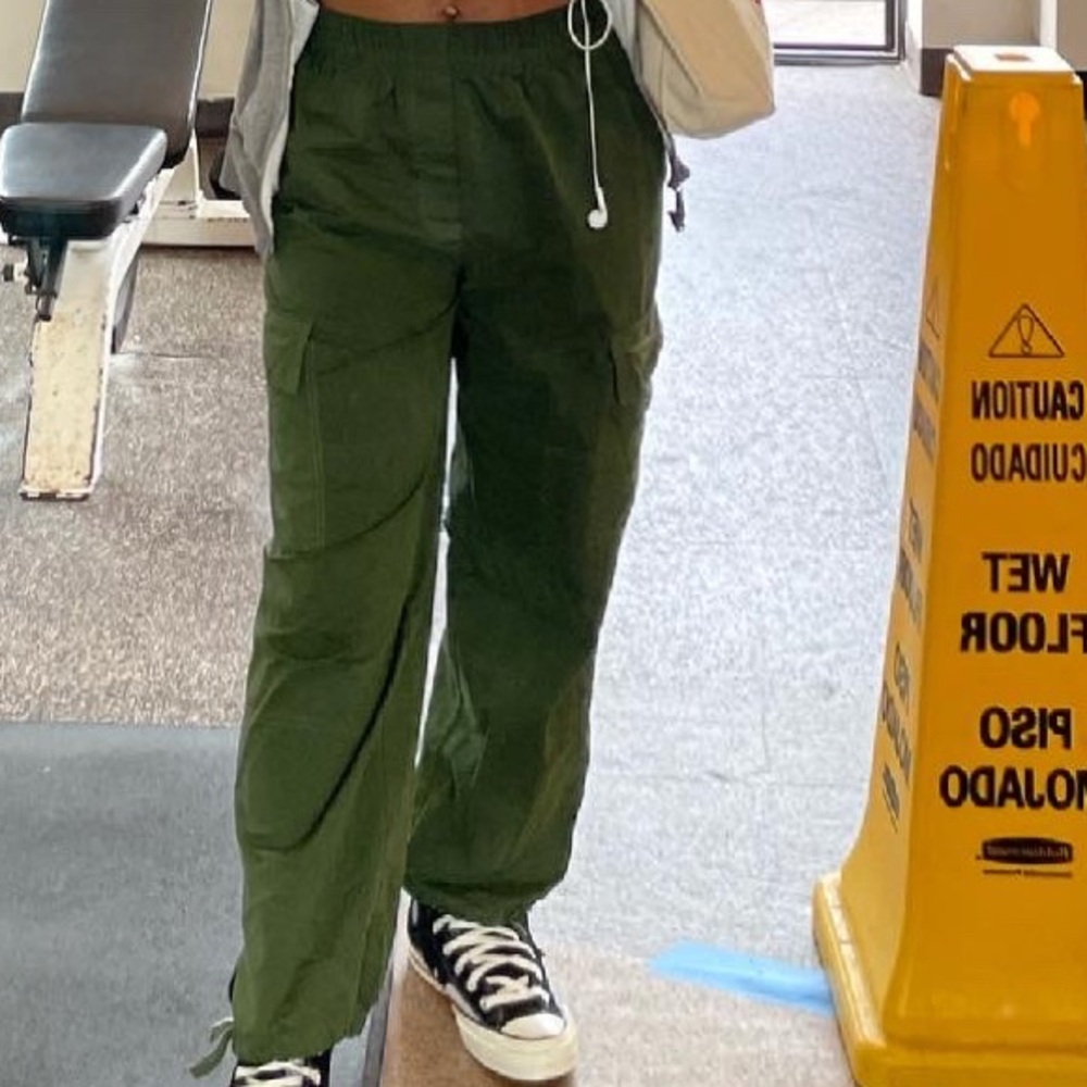 Urban outfitters green cargos